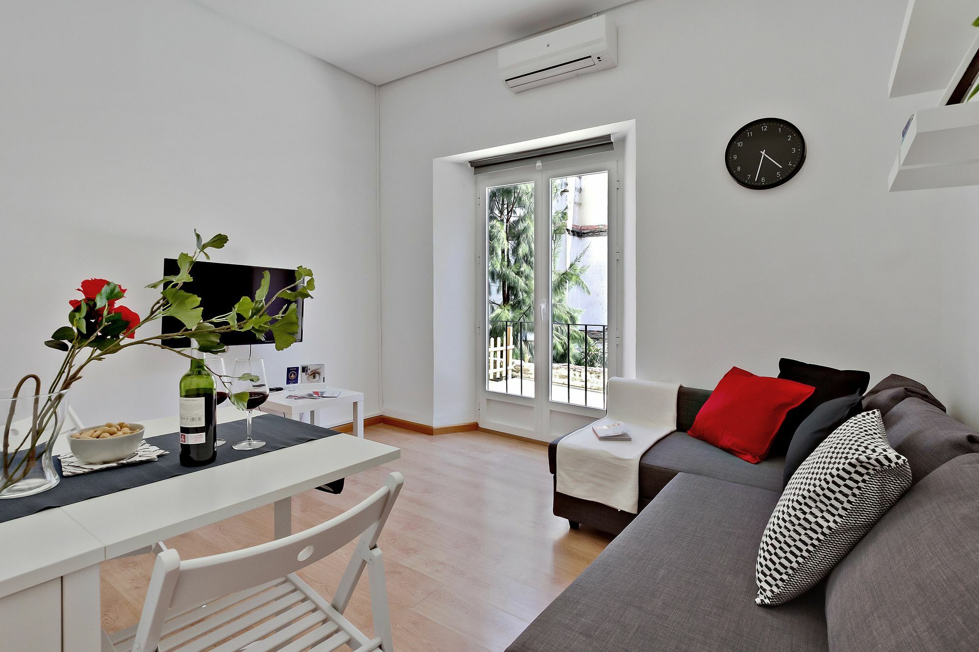 Del Parque Flats - Alvarez Malaga Exterior photo